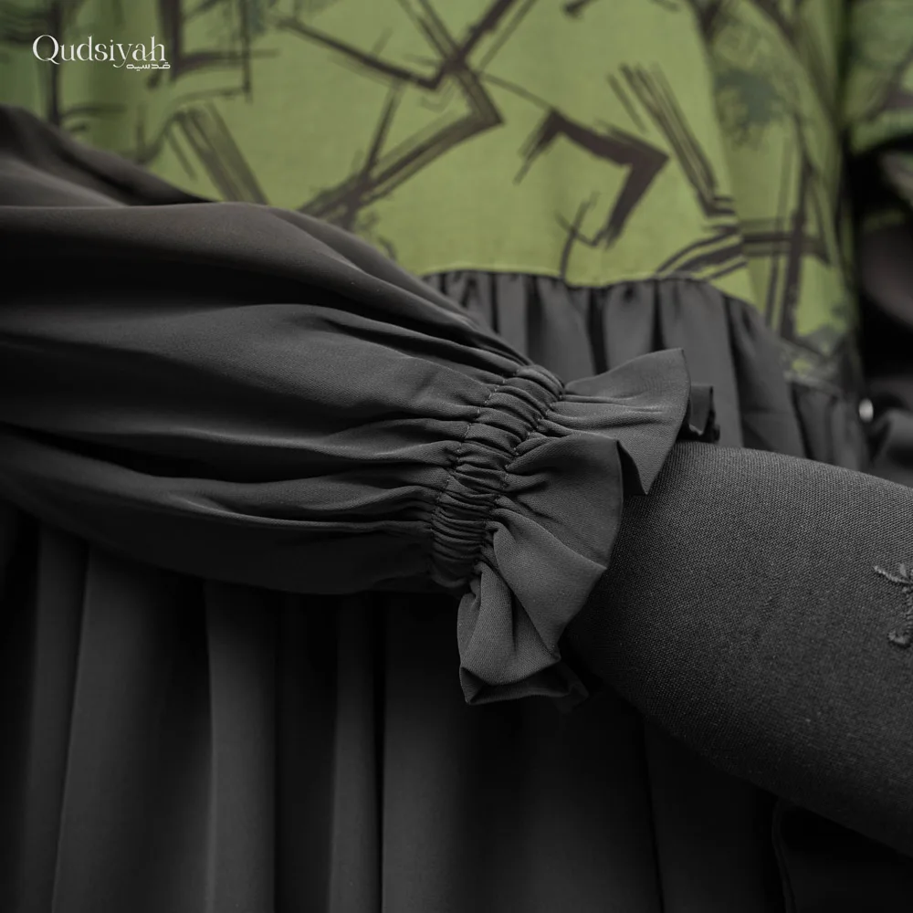 Emerald Moss Green Premium Abaya - Image 3