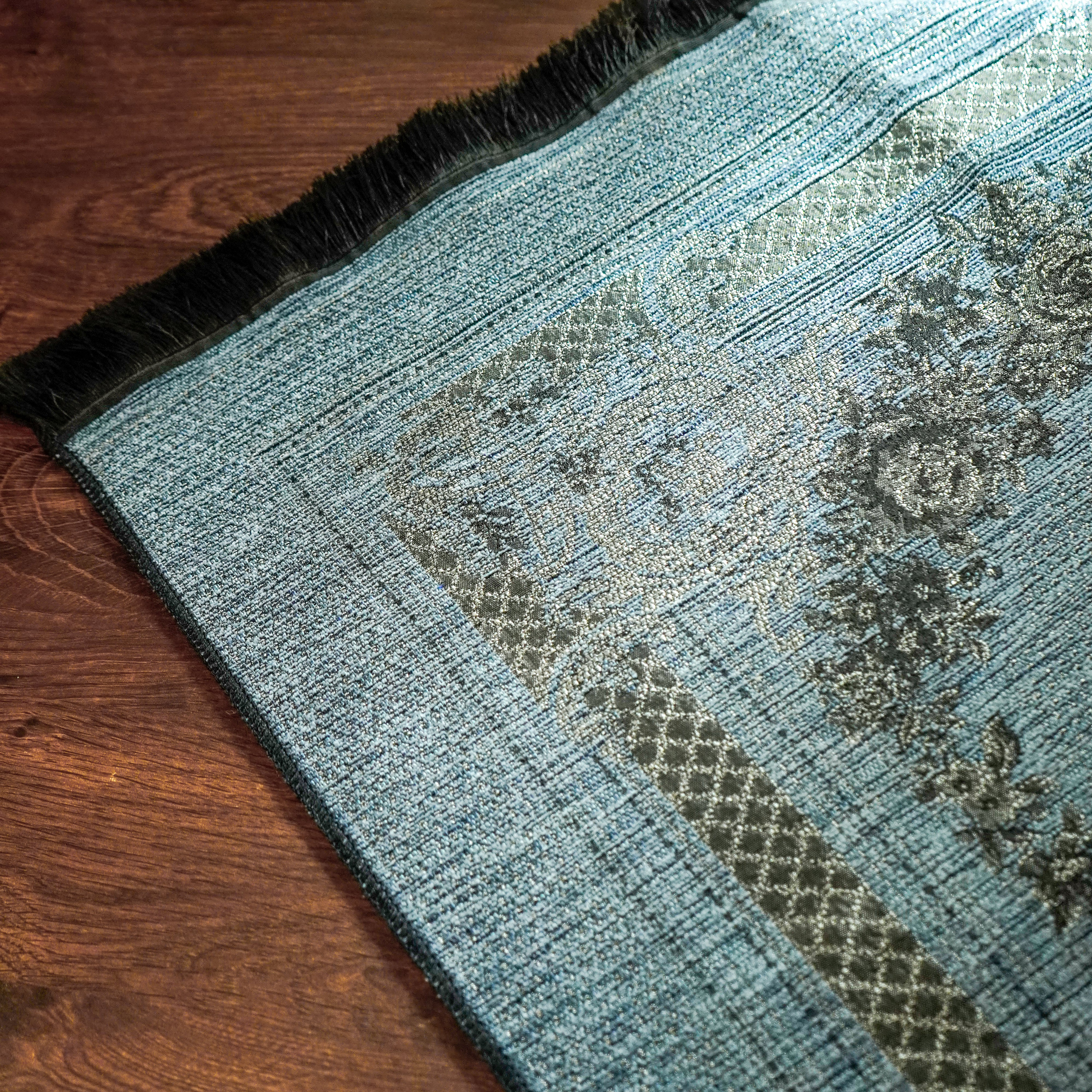 Turkish Standard Prayer Mat - Image 3
