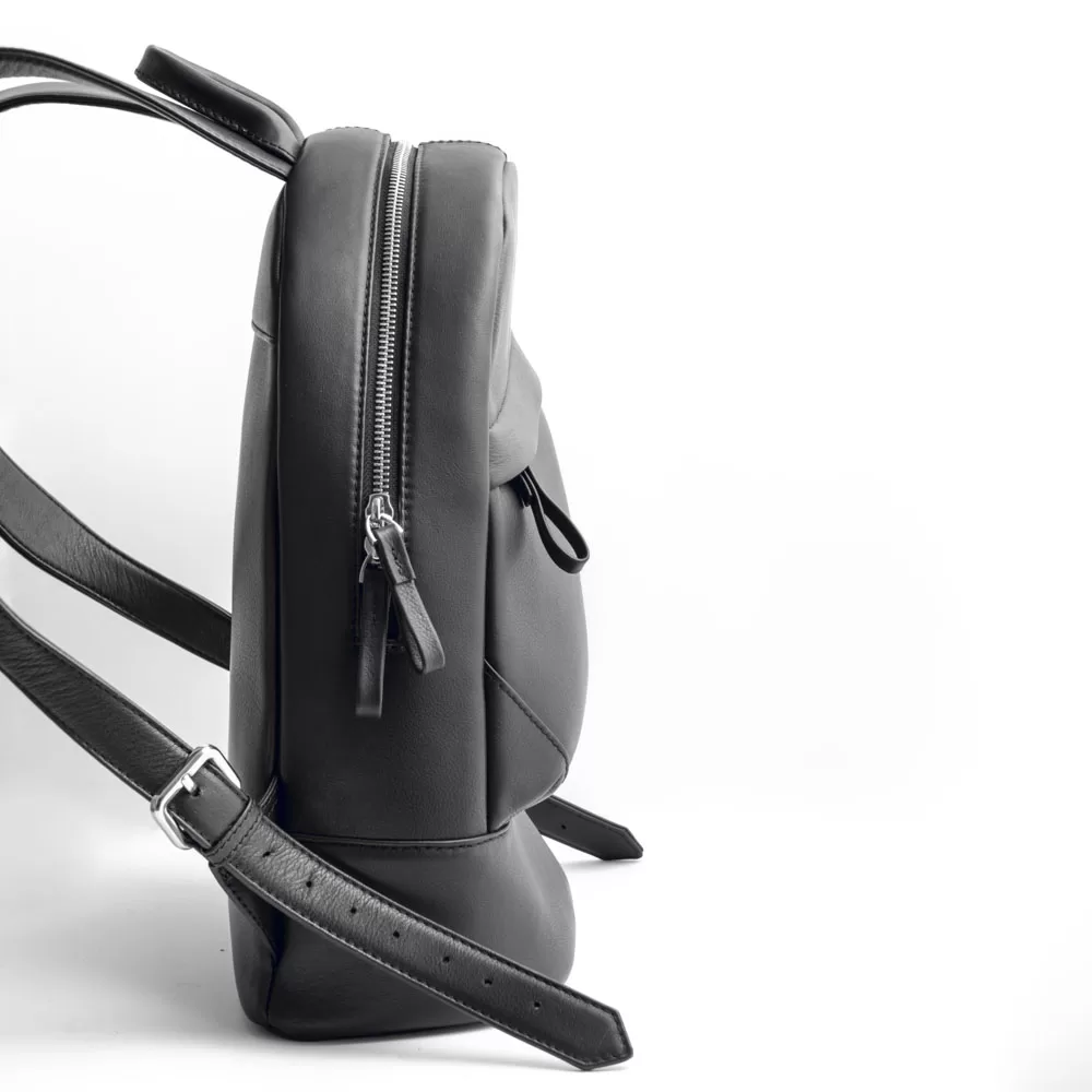Zephyr - Black Leather Backpack Bag - Image 2