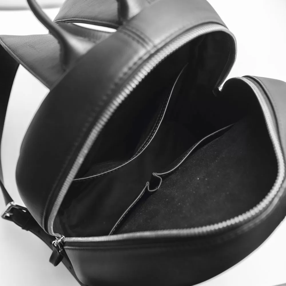 Zephyr - Black Leather Backpack Bag - Image 5